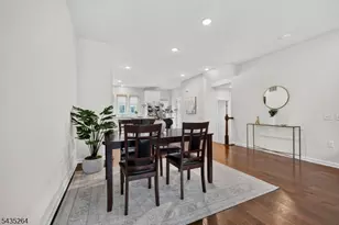 18 Cortland Ct, Livingston, NJ 07039 - Photo 10