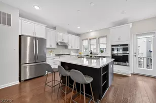 18 Cortland Ct, Livingston, NJ 07039 - Photo 14