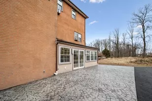 480 Parkway Dr, Clark Township, NJ 07066 - Photo 22