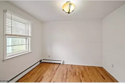 480 Parkway Dr #1, Clark Township, NJ 07066 - Photo 16