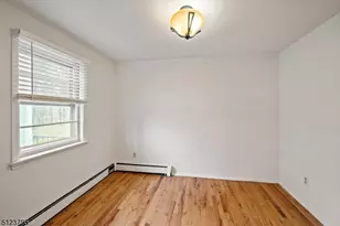 480 Parkway Dr, Clark Township, NJ 07066 - Photo 16