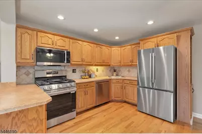 2114 Aldene Ave, Scotch Plains Township, NJ 07076 - Photo 8