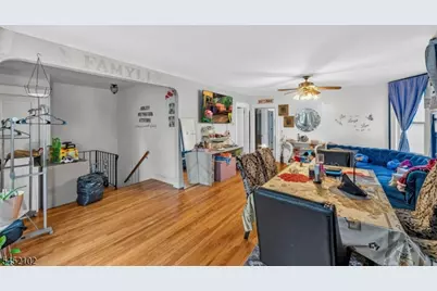 334 Trenton Ave, Paterson, NJ 07503 - Photo 16