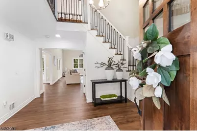31 Warren Cutting, Chester, NJ 07930 - Photo 2
