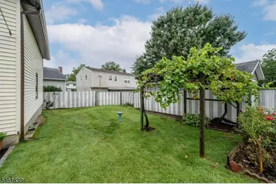 938 Ray Ave, Union Township, NJ 07083 - Photo 40