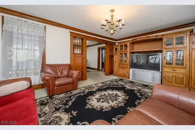 938 Ray Ave, Union Township, NJ 07083 - Photo 12