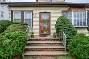 938 Ray Ave, Union Township, NJ 07083 - Photo 2