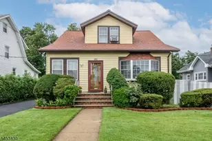 938 Ray Ave, Union Township, NJ 07083 - Photo 1