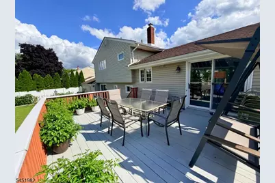 114 Sandra Dr, Totowa, NJ 07512 - Photo 34
