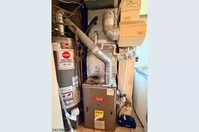 114 Sandra Dr, Totowa, NJ 07512 - Photo 28