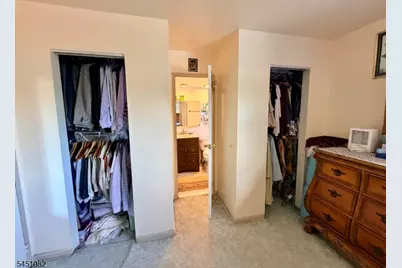 114 Sandra Dr, Totowa, NJ 07512 - Photo 20