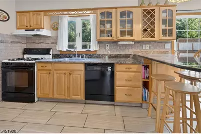 6 Dumont Round, Hillsborough Township, NJ 08844 - Photo 12