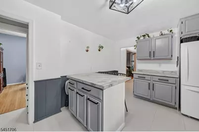 35 Lakeview Pl, Verona, NJ 07044 - Photo 40