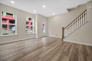 8 Jessica Ln, Union Township, NJ 07083 - Photo 4