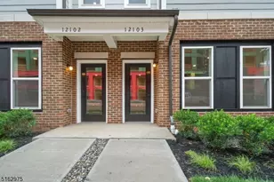 8 Jessica Ln, Union Township, NJ 07083 - Photo 2