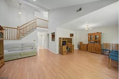 25 Pelican Pt, Hampton Township, NJ 07860 - Photo 4