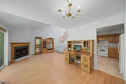 25 Pelican Pt, Hampton Township, NJ 07860 - Photo 6
