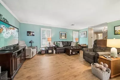 19 Mohawk Ave, Hopatcong, NJ 07843 - Photo 10