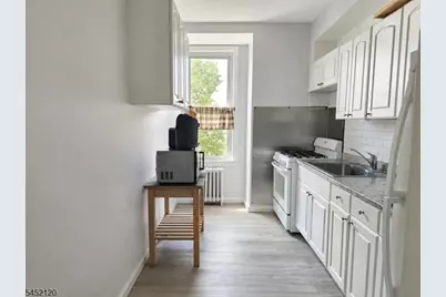 443-445 Springfield Ave #2C, Summit, NJ 07901 - Photo 6