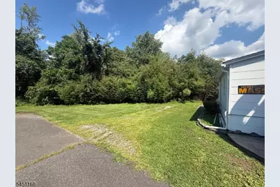 493 Union Ave, Bridgewater, NJ 08807 - Photo 2