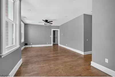 723 25Jersey Ave, Elizabeth, NJ 07202 - Photo 12
