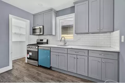 723 25Jersey Ave, Elizabeth, NJ 07202 - Photo 6