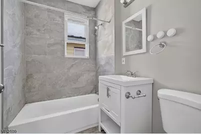 723 25Jersey Ave, Elizabeth, NJ 07202 - Photo 32