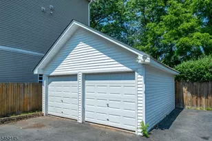106 Broughton Ave, Bloomfield, NJ 07003 - Photo 22