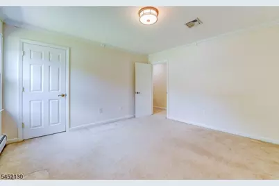 11 Fox Run Dr, East Hanover Township, NJ 07936 - Photo 12