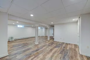 11 Fox Run Dr, East Hanover Township, NJ 07936 - Photo 20