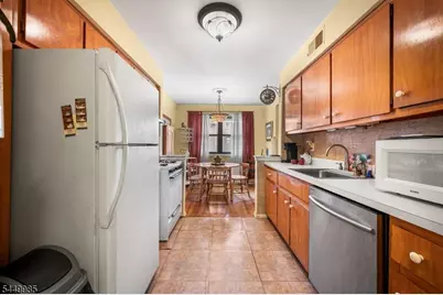 1300 Rock Ave #F5, North Plainfield, NJ 07060 - Photo 6