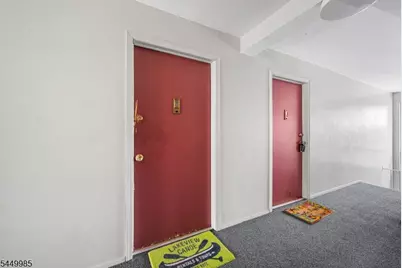 1300 Rock Ave #F5, North Plainfield, NJ 07060 - Photo 4