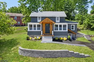 72 Koclas Dr, Netcong, NJ 07857 - Photo 2