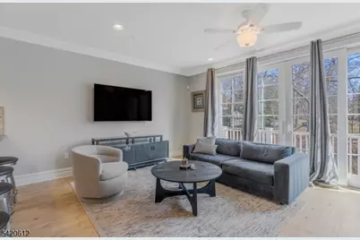 8 Schmidt Cir, Watchung, NJ 07069 - Photo 12