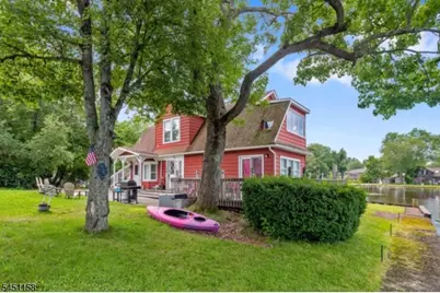 8 Shallow Cove Rd, Jefferson Township, NJ 07849 - Photo 14