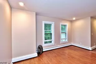 44 Christopher St, Montclair, NJ 07042 - Photo 32