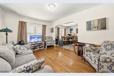 11 Evergreen Ave, Bloomfield, NJ 07003 - Photo 4