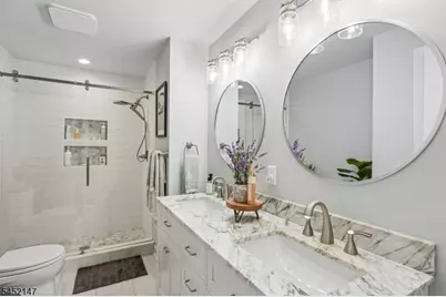 24 Lawrence Rd, Wayne, NJ 07470 - Photo 14