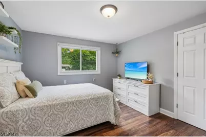 24 Lawrence Rd, Wayne, NJ 07470 - Photo 20