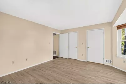 4006 Crawford Ct, Bridgewater, NJ 08807 - Photo 12