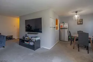 1150-1190 W St George B23B023, Linden, NJ 07036 - Photo 4
