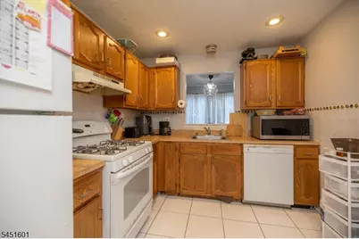 1150-1190 W St George B23B023 #2, Linden, NJ 07036 - Photo 10