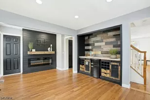 2094 Westfield Rd Cir, Scotch Plains Township, NJ 07076 - Photo 4