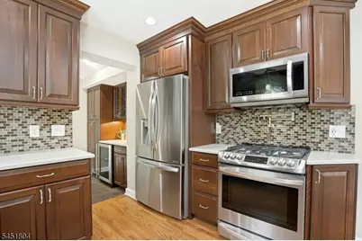 2094 Westfield Road Cir, Scotch Plains Township, NJ 07076 - Photo 10