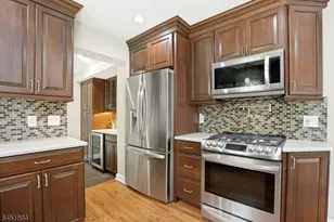 2094 Westfield Rd Cir, Scotch Plains Township, NJ 07076 - Photo 10