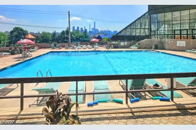 7004 Boulevard East #A38, West New York, NJ 07093 - Photo 30