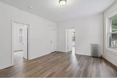 19 Nassau Pl, East Orange, NJ 07018 - Photo 6