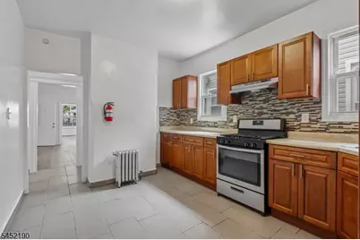 19 Nassau Pl, East Orange, NJ 07018 - Photo 10