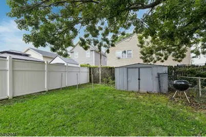 721 Union St, Linden, NJ 07036 - Photo 12