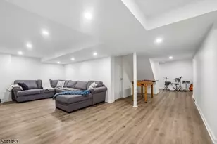 1661 Ramapo Way, Scotch Plains Township, NJ 07076 - Photo 24